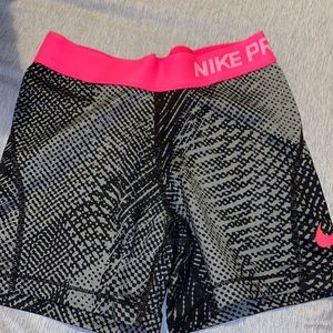 girls Nike pros.